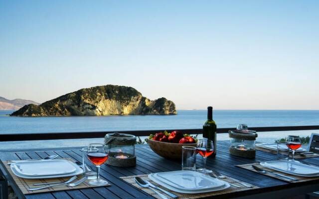 Exensian Villas Suites Deluxe Suite With Private Pool