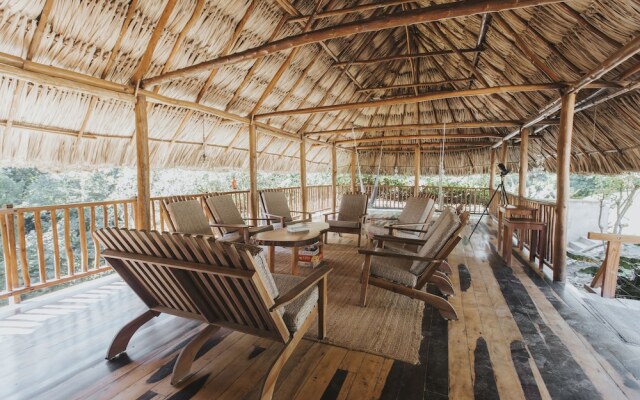 Jade Jungle Resort