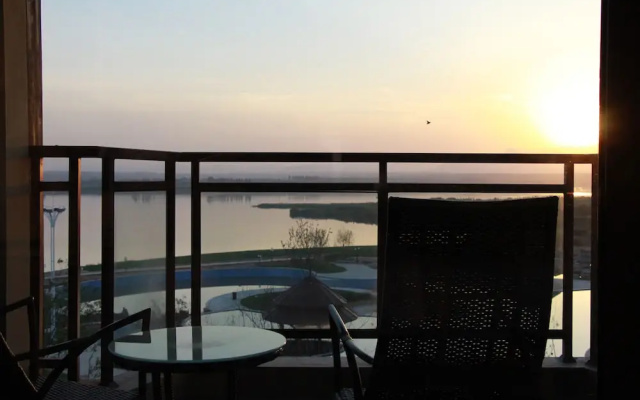 Queshan Lake Arcadia Intl Resort