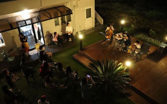 Hello Project Guesthouse