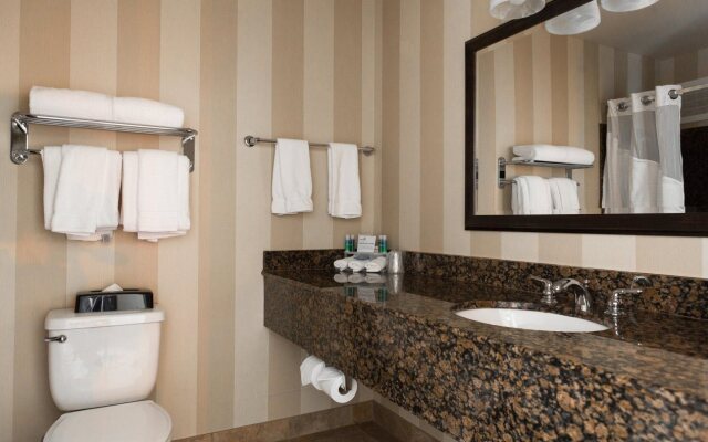 Holiday Inn Express & Suites Seattle North - Lynnwood by IHG