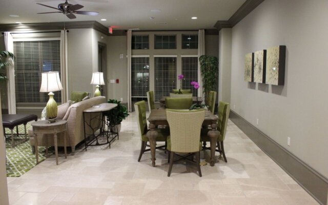 Camden Paces Apartments
