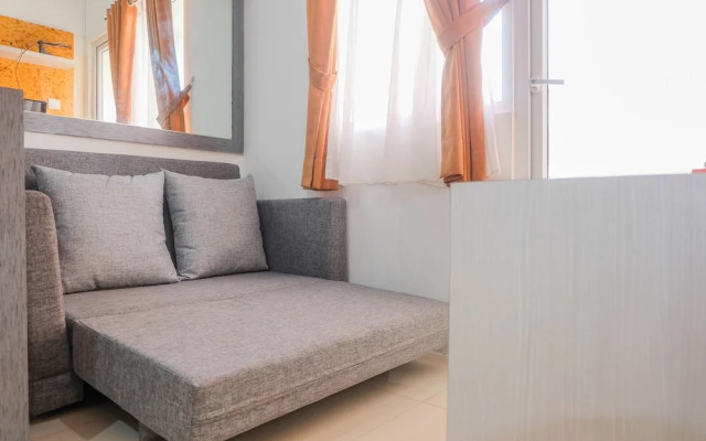 Warm and Cozy 2BR Green Pramuka Apartment near Mall