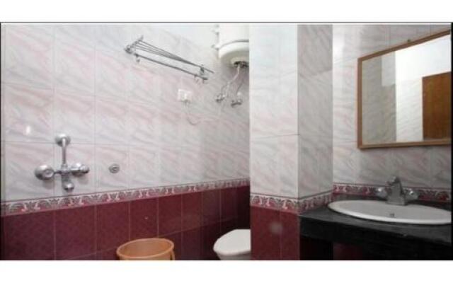 Pleasant Stay Near Library