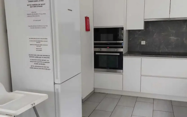 Luxury Villa with Sauna & Hot Tub in Middelkerke