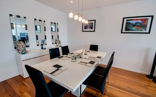 Mandurah Private Collection