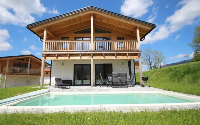 Chalet Max View mit Pool und Sauna