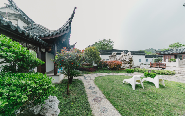 Suzhou Ethereal Residential Hotel (Taihu Xishan)