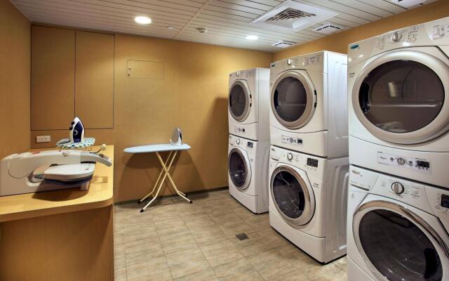 Two Tails Hotel Luzhou