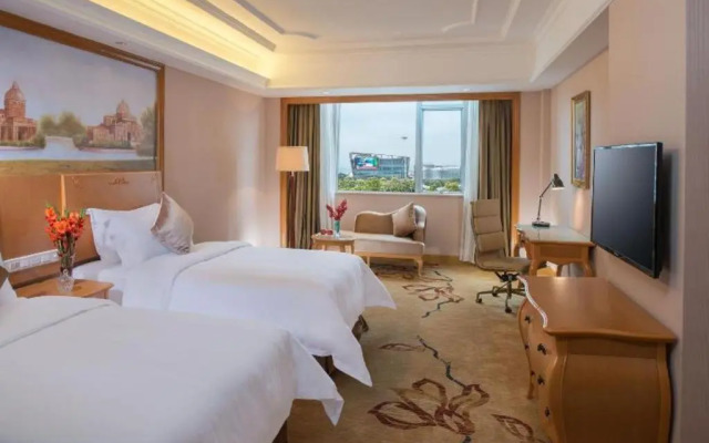 Vienna International Hotel Shenzhen North Station Branch