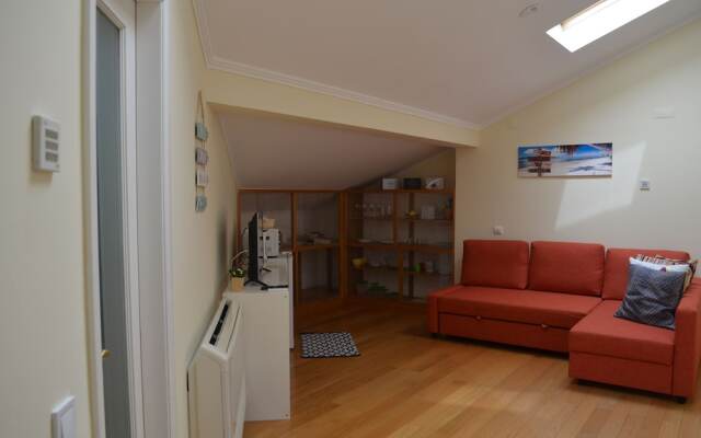 Cozy Studio at Carcavelos Beach