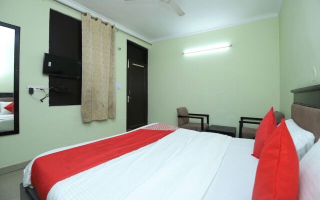 Oyo 41059 Hotel Satkar