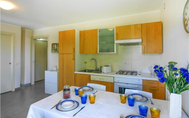 Nice apartment in Lavagna with 2 Bedrooms and WiFi