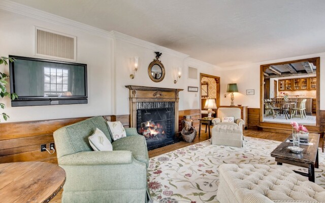 County Road Home 1761