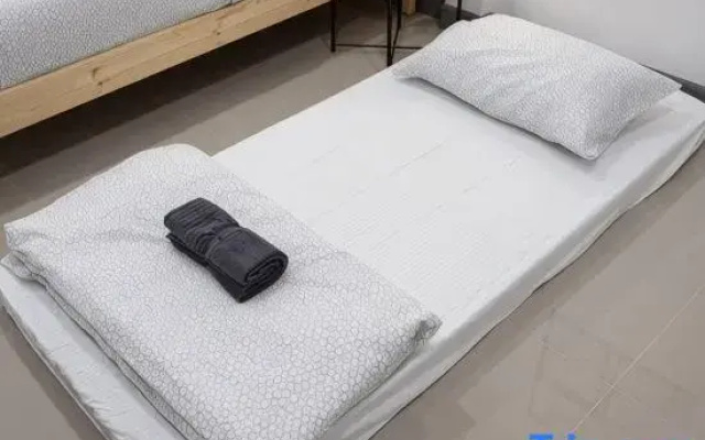 P1 Silom Pan large room full kitchen WIFI 4-6pax
