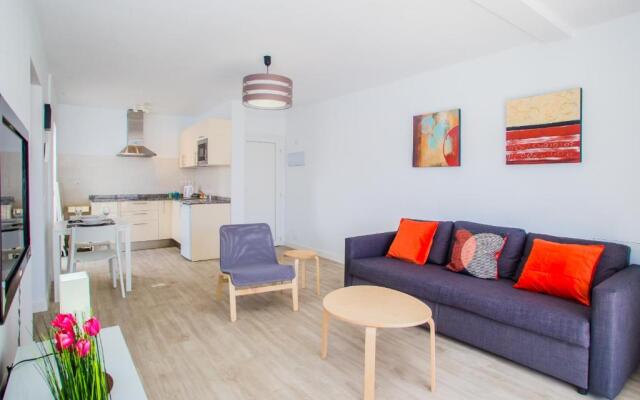 Flower Beach Suite 6