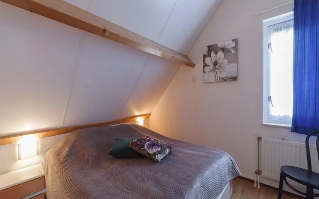 Spacious Holiday Home With Garden