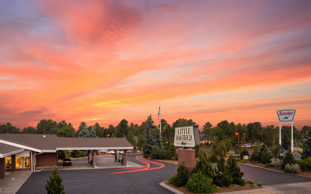 Little America Flagstaff