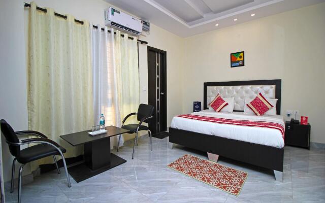 OYO 9074 Mascot TREO