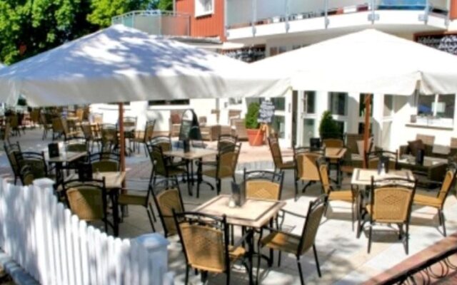 Hotel & Café Strandeck
