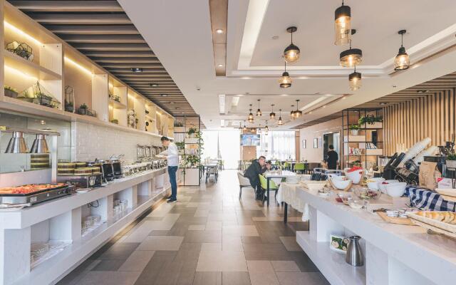 Atour Hotel Suzhou Wujiang