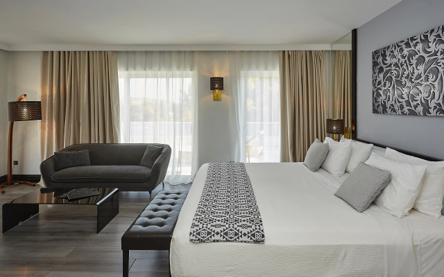 Athenian Riviera Hotel & Suites