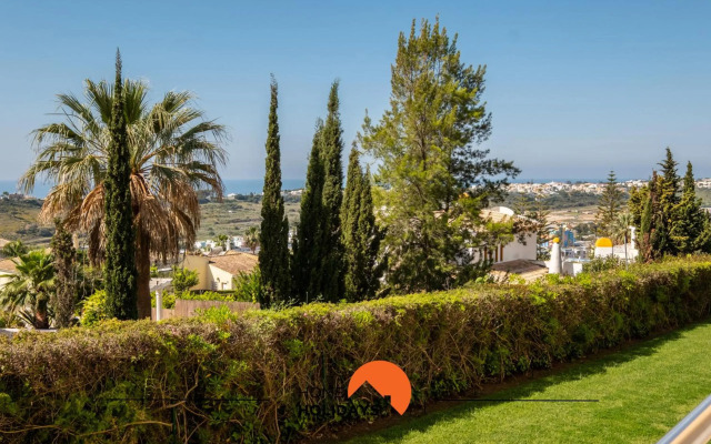 #045 Sea View Amazing Balcony Center