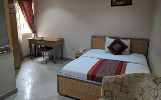 Whitehouse Hotels & Conference Centre