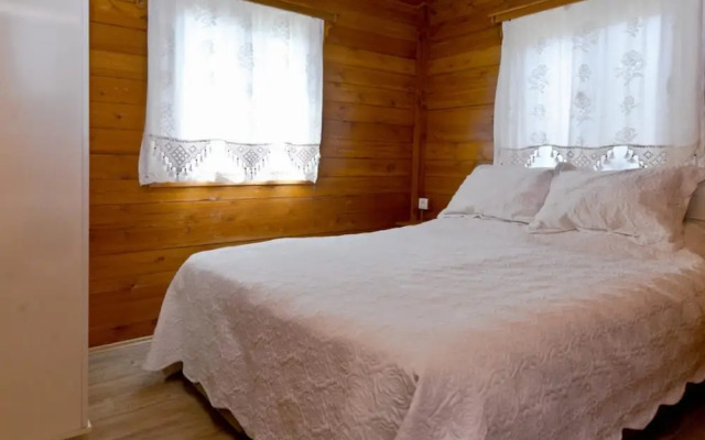 Tiny House With Shared Pool and Balcony in Bodrum