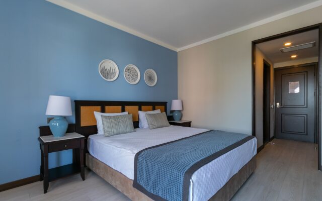 Lara Park Hotel