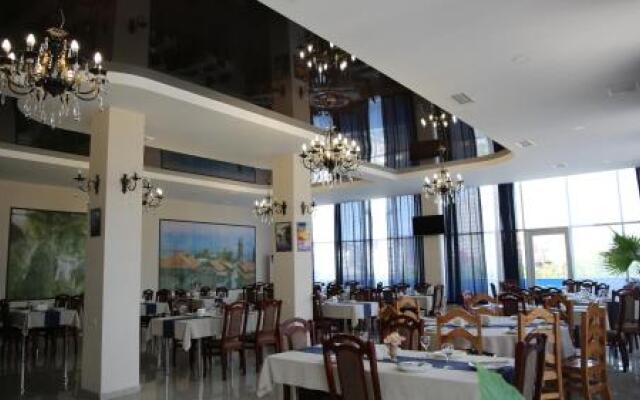Hotel 725 B