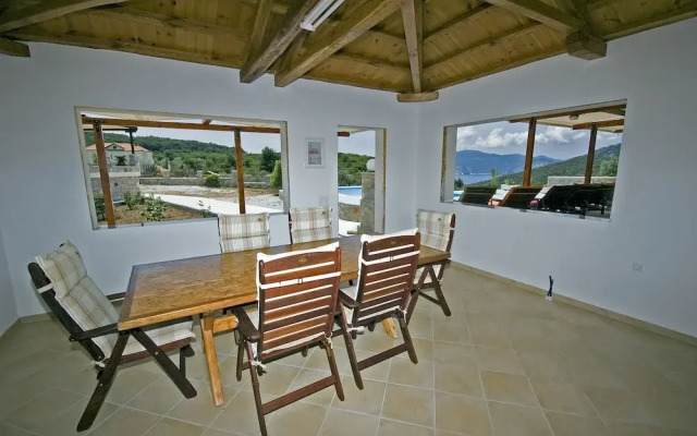 Villa Manolia