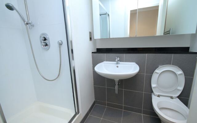 Forbes Street Suite 5 Star