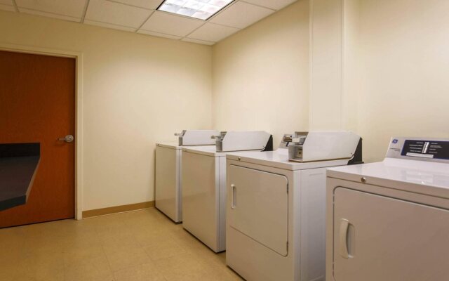 Fairfield Inn & Suites by Marriott Tampa Fairgrounds/Casino