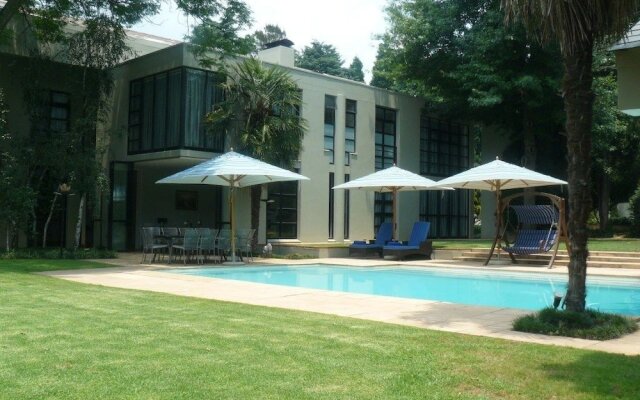 BluSwan Guesthouse