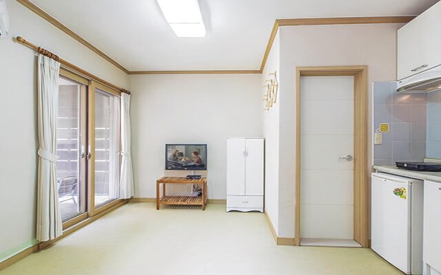 Gapyeong 1.618 Pension