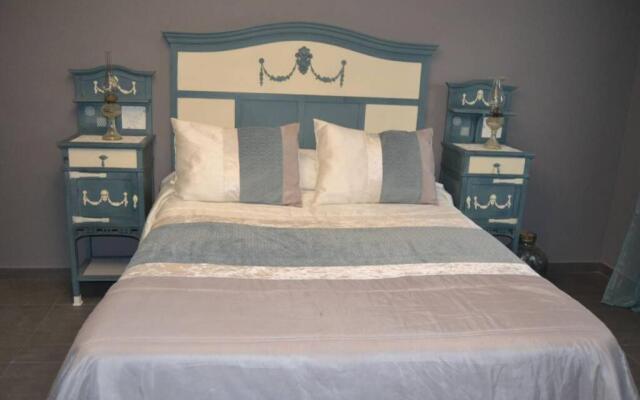 Apartamentos NayDa Gran casa con piscina