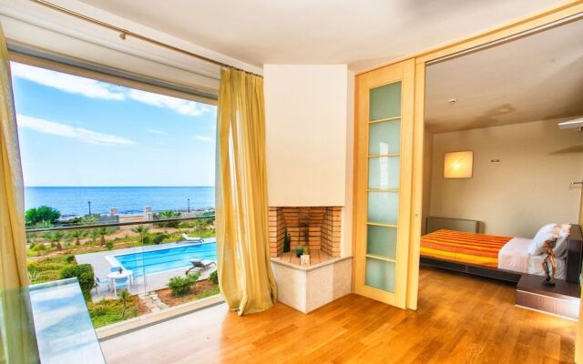 Cretan Beachfront Villas