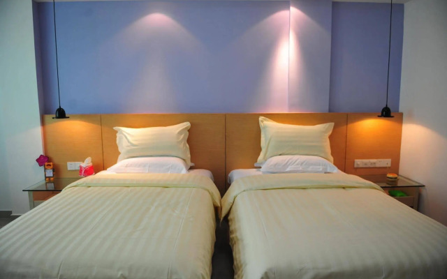 Constellation Hotel