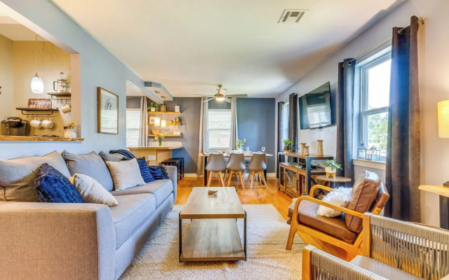 Pet-friendly Pensacola Home w/ Sunny Backyard!