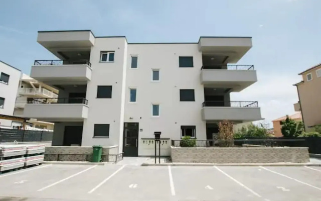 Spacious Luxury Trogir Apartments