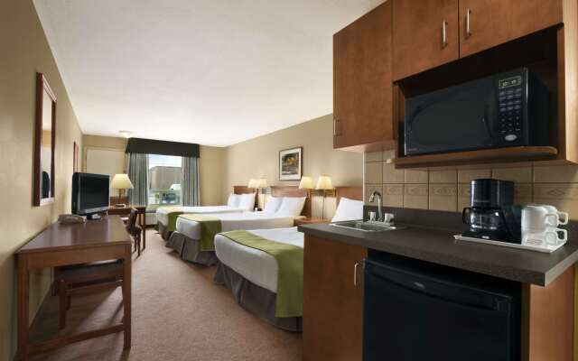 Super 8 by Wyndham Fort St. John BC