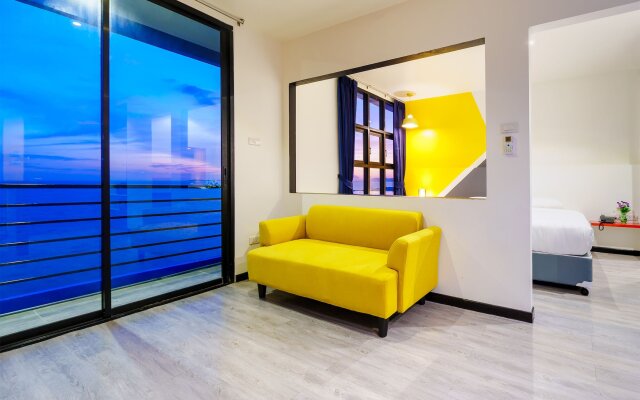 Play Phala Beach Rayong