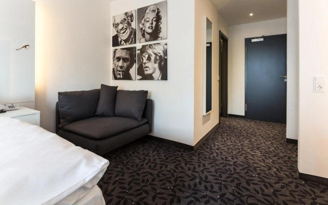 FourSide Plaza Hotel Trier, Trademark Collection by Wyndham - фото 4