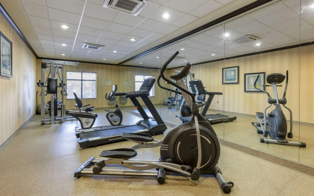 Best Western Plus Midland Suites