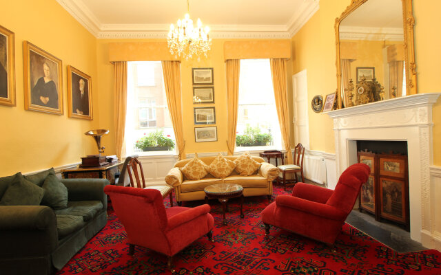 Castle Hotel