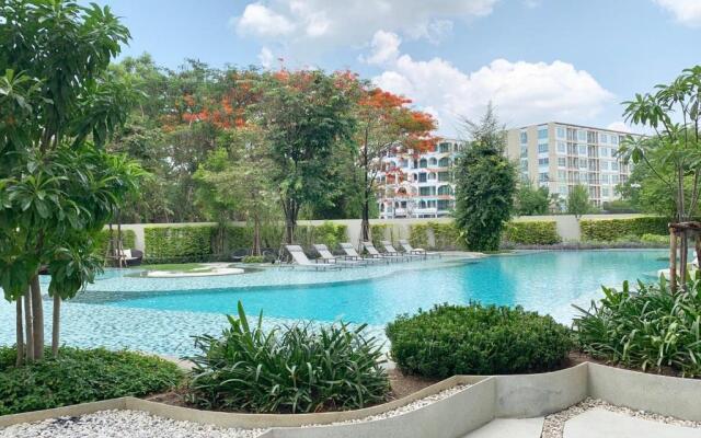 Summer Huahin 323,Near Beach&Cicada,Beautiful swimming pool