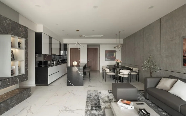CR Concept Metropole High-end Apartment