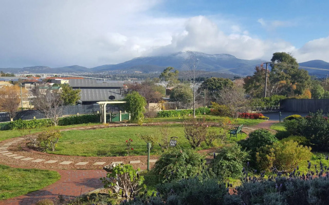 Orana House