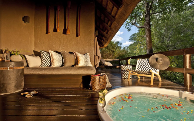 Sabi Sabi Little Bush Camp